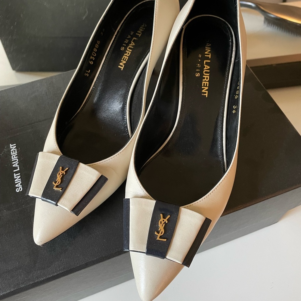 Saint Laurent ANAÏS BOW PUMPS